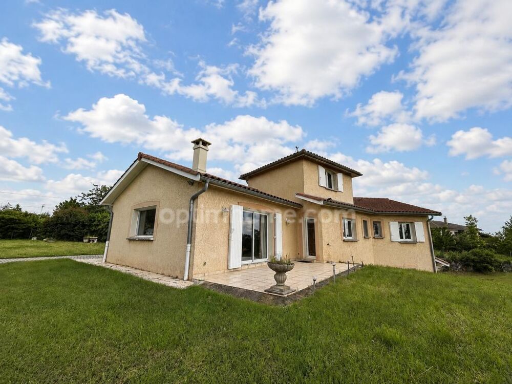 Vente Maison Lumineuse maison familiale de 130 m² sur sous-sol avec véranda – Terrain de 1288 m² à Charly (69) Charly