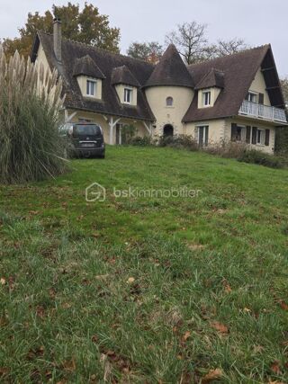  Propriété/château à vendre 6 pièces 216 m²