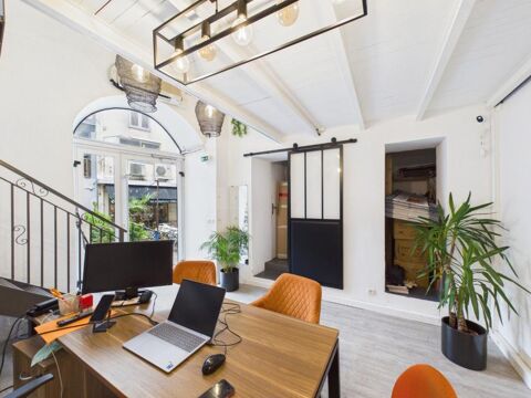   LOCAL COMMERCIAL OU PROFESSIONNEL 