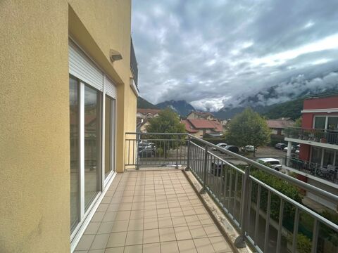   Dpt Haute Savoie (74), � vendre FAVERGES appartement T3 ( 67 m2)2�me �tage avec terrasse et vue Appartement - 3 pi�ce(s) - 68 m�