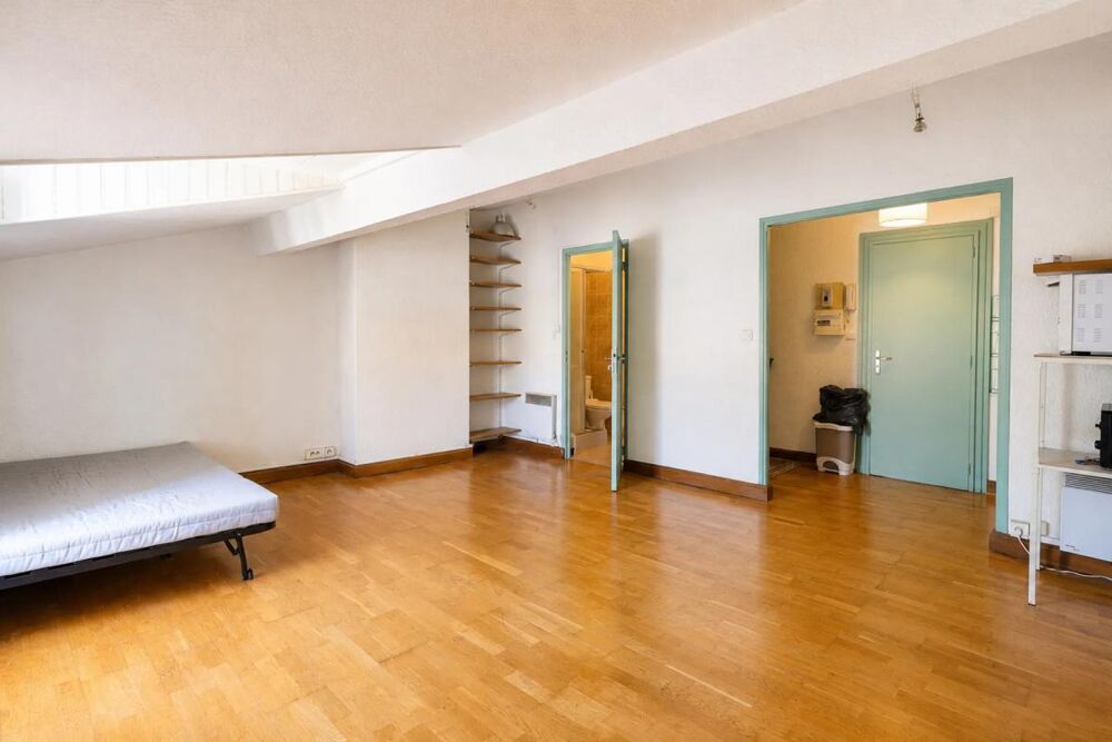 MONTPELLIER (34000)  STUDIO  DERNIER ÉTAGE  IMMEUBLE DE STANDING  AU PIED DU TRAM  IDÉAL INVESTISSEUR