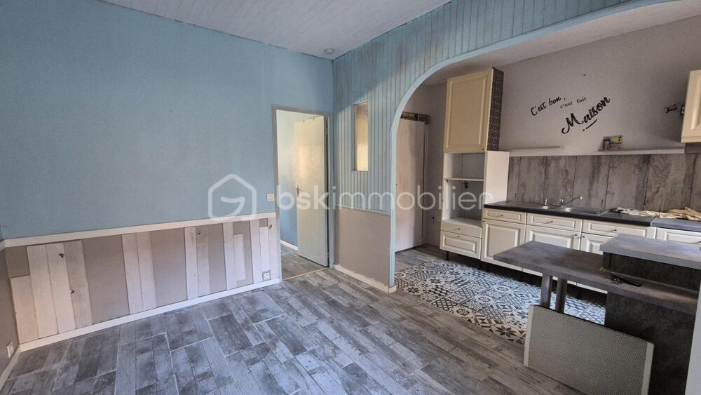 A VENDRE MAISON DE VILLE DEUX FACES DE 89M² SUR PARCELLE DE 119M² A SAINT MARIE LA MER - COTE VILLAGE - DEUX LOTS - COUR - PROCH