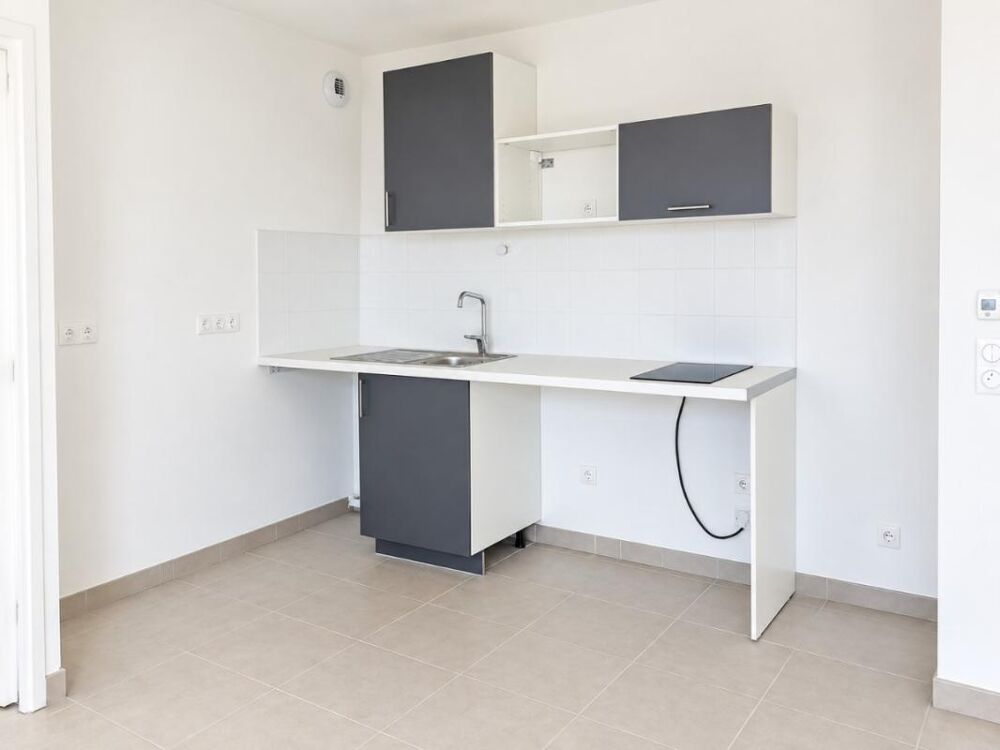 Location Appartement T2 avec balcon et parking à MARSEILLE Marseille 14