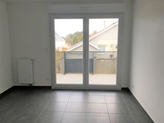  Appartement à louer 2 pièces 43 m²