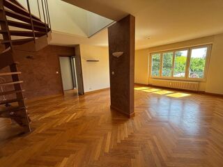  Appartement  louer 4 pices 77 m