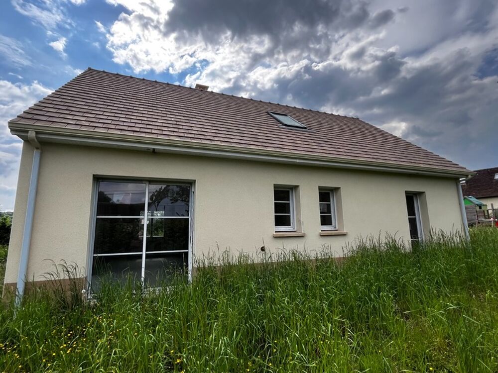 Maison 5 pièces 105 m² · à Auneuil · 105 m² · 220 000 €