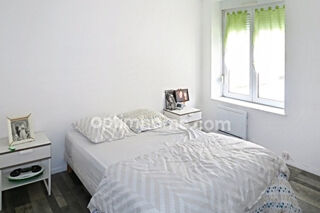  Immeuble à vendre 15 + pièces 550 m²