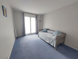  Appartement à louer 3 pièces 74 m²