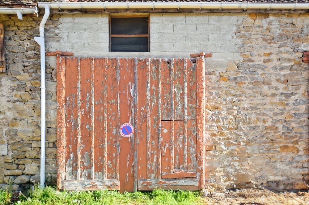 GRANGE de 43 m2 SAINT SERNIN DU PLAIN (71)
