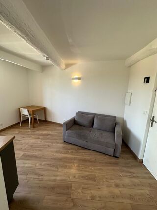  Appartement à louer 2 pièces 29 m²