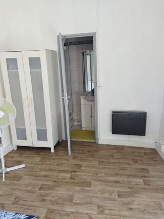  Appartement à louer 1 pièce 30 m²