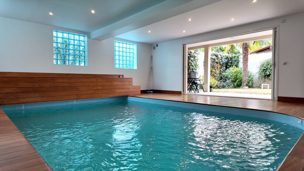 Vente Maison Maison familiale avec piscine Orleans