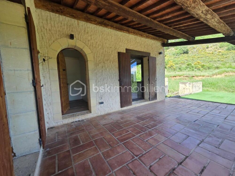 Location Maison À louer – Maison individuelle avec grand terrain à Montjustin Montjustin