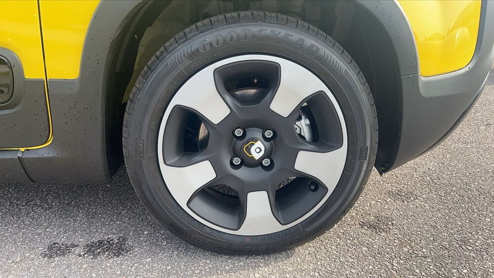 Panda 1.0 70 Hybride BSG Pandina Cross - Premi&egrave;re main Garantie co 2026 occasion 54000 Nancy