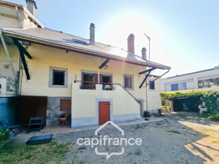  Maison  vendre 10 pices 198 m