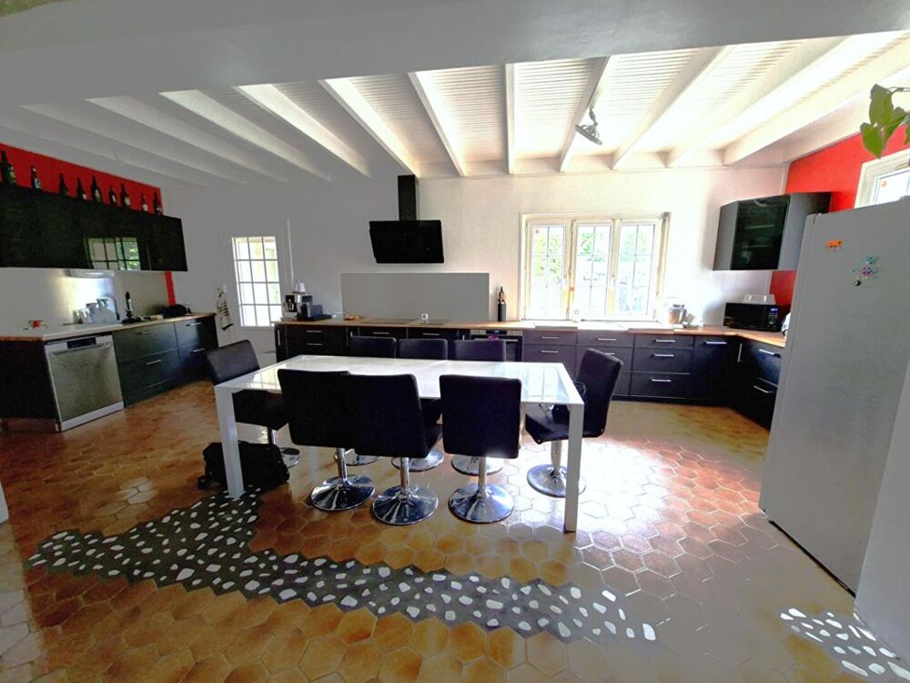 Maison Saint Savinien17350 169 m2 + Garage et Dépendances