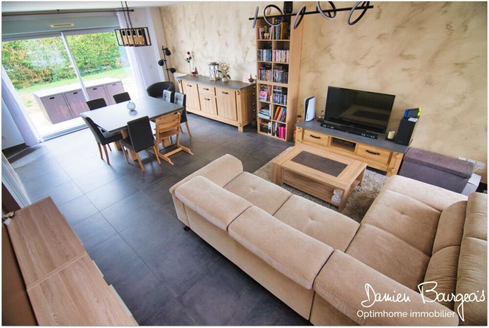 Vente Maison Maison mitoyenne T5 de 126 m2 habitables avec double garage Prevessin moens