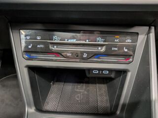 Polo 1.0 TSI 95 SS BVM5 R-Line 2024 occasion 78200 Mantes La Jolie