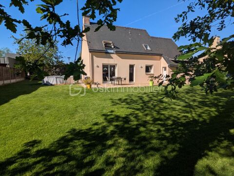   EN EXCLUSIVIT� � Maison rare sur le march� � 4 chambres � Saint-Germain-du-Pinel � Sans vis-�-vis Maison - 5 pi�ce(s) - 107 m�