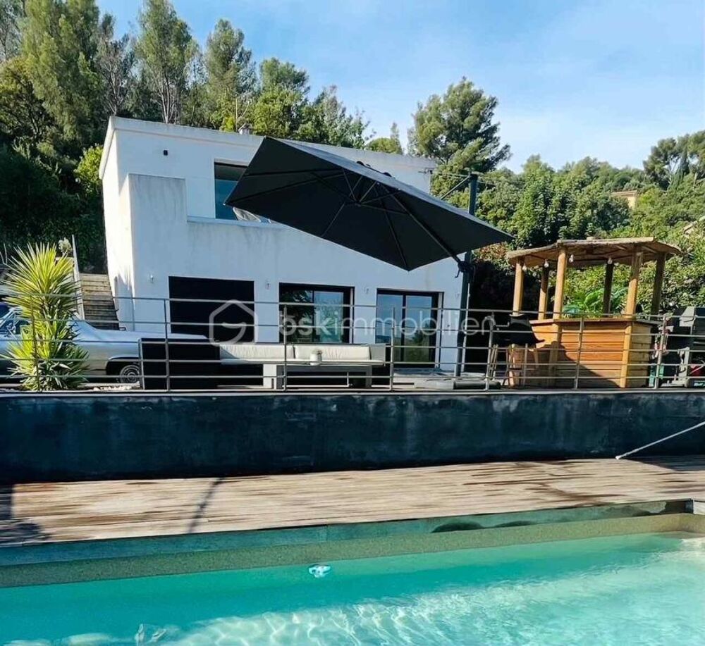 Maison individuelle avec piscine & appartement indépendant !