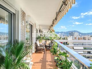  Appartement à vendre 5 pièces 165 m²