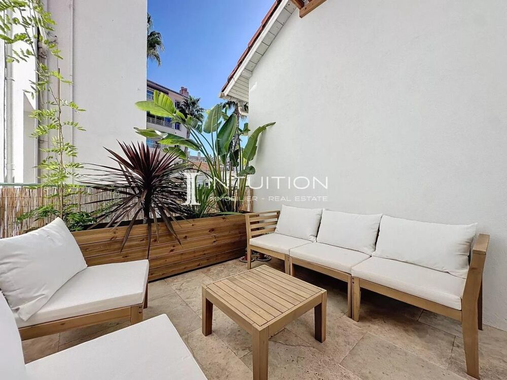 Vente Appartement Antibes - Centre : Vaste appartement bourgeois avec terrasse Antibes