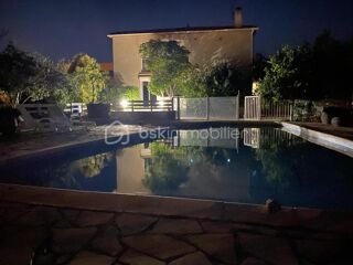  Villa à vendre 9 pièces 232 m²