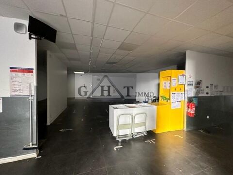 315m² ENTREPOT+ BUREAUX A LOUER BAGNOLET 6500 93170 Bagnolet