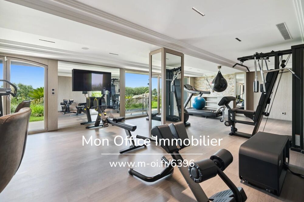 à vendre  Propriété/château Grimaud (83310)
