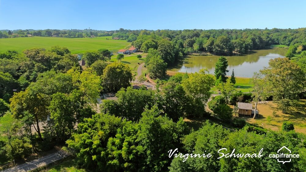 Vente Maison POUILLON (40) Maison de caractère 14 pièces – 9 chambres – Dépendances – 1 hectare de terrain Pouillon