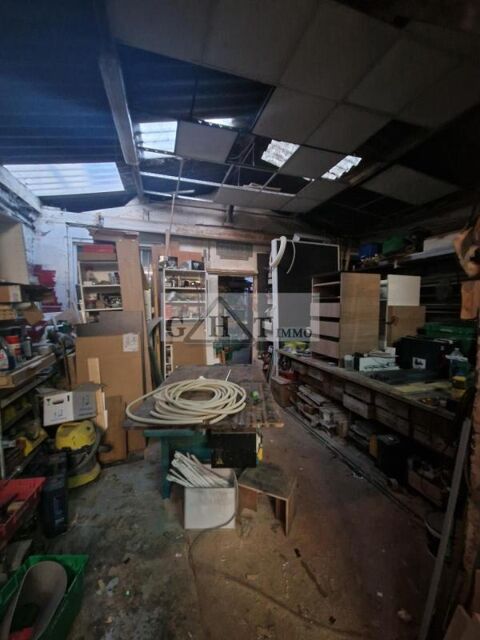  A VENDRE 130 M² ENTREPOT A DRANCY 
