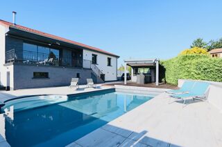  Maison  vendre 7 pices 210 m