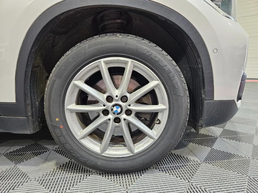 X1 (F48) 16d sDrive 1.5 d 12V 116 cv Business 2016 occasion 35520 La Chapelle Des Fougeretz