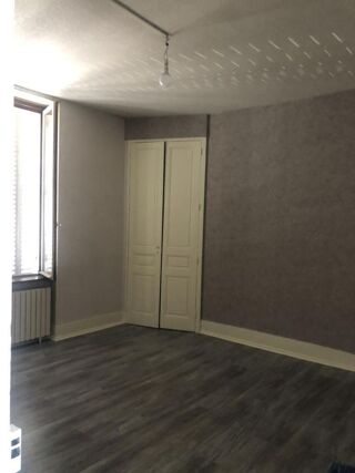  Appartement � louer 4 pi�ces 76 m�