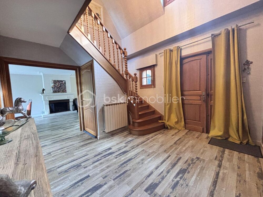 MAISON D'EXCEPTION INDIVIDUELLE SEMI-PLAIN-PIED 5 CHAMBRES JARDIN DOUBLE GARAGE PISCINE