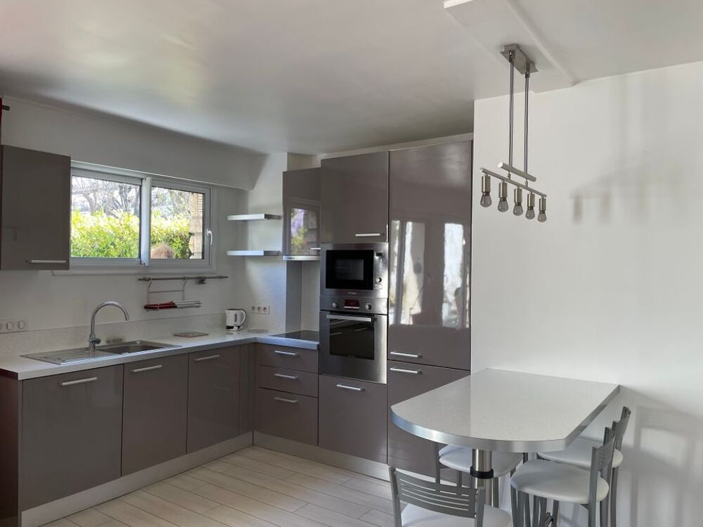 Location Appartement Appartement de 76m2 à louer sur Courbevoie Courbevoie