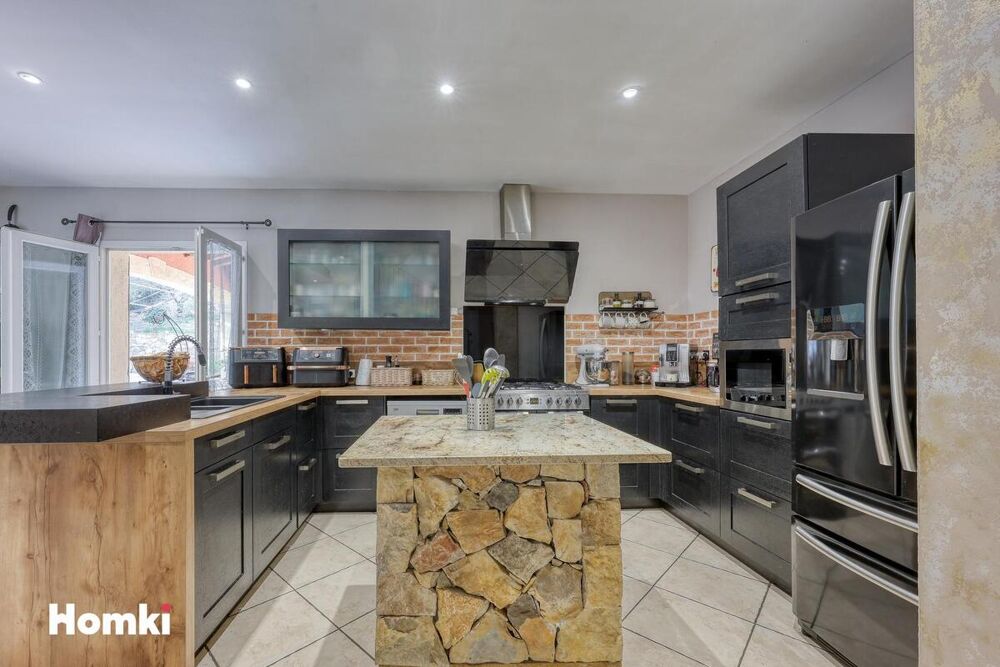 � vendre  Villa Rocbaron (83136)