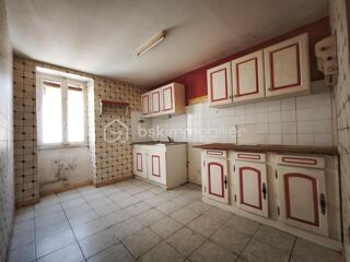  Immeuble à vendre 5 pièces 80 m²