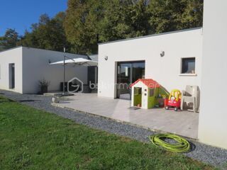 Vente Maison Maison plain-pied récente de 135 m² dans un cadre idyllique du Bas-Armagnac, RT 2012 sous garantie décennale Magnan
