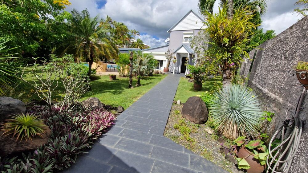 à vendre  Villa Baie-Mahault (97122)