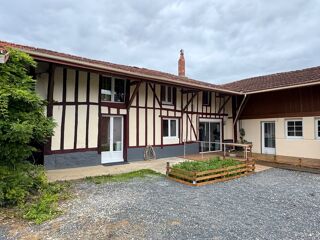  Maison à vendre 12 pièces 227 m²