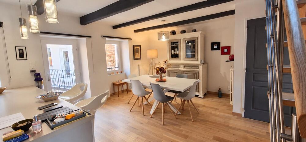 Vente Maison ? ENSEMBLE IMMOBILIER DE CARACTÈRE – 2 MAISONS – COUR INTÉRIEURE – TERRASSE ET JARDIN Sebrazac