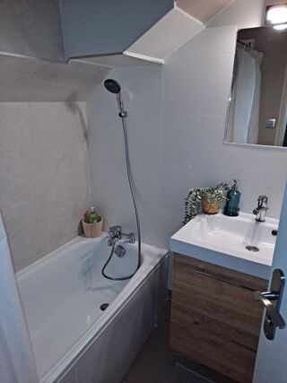  Appartement à louer 2 pièces 38 m²