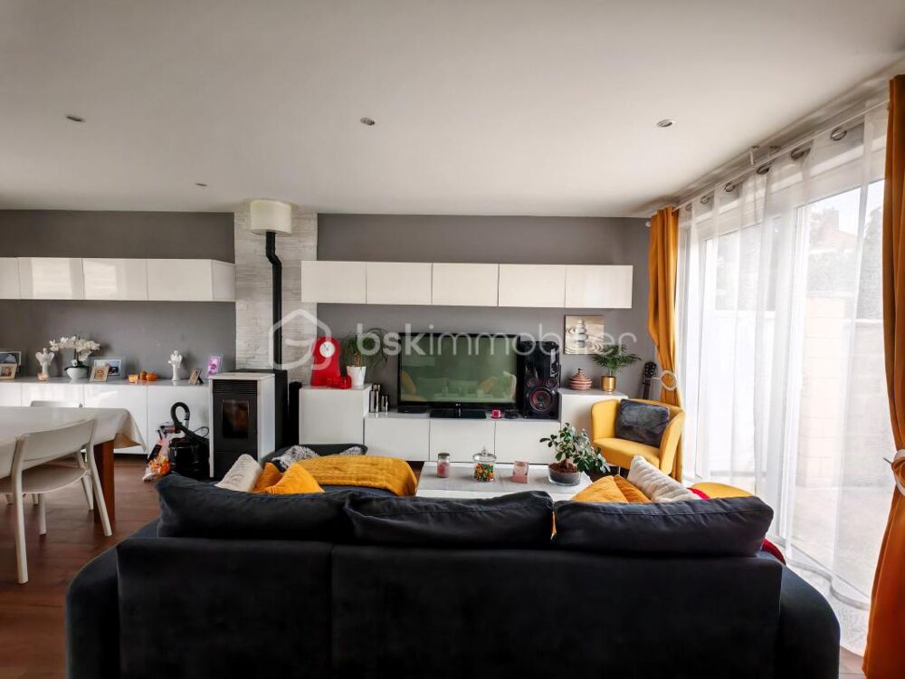 Vente Maison Maison familiale avec jardin, grand hangar et dépendance Jouy le chatel