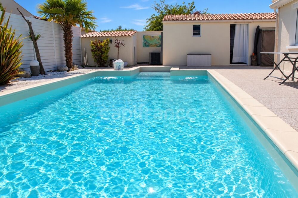 SAUJON  MAISON DE PLAIN PIED 3 CHAMBRES AVEC PISCINE