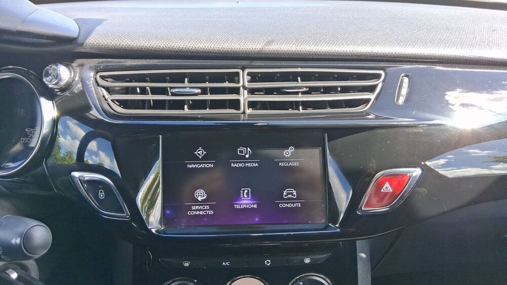 DS3 1.2 PureTech 110 So Chic 2018 occasion 29100 Douarnenez