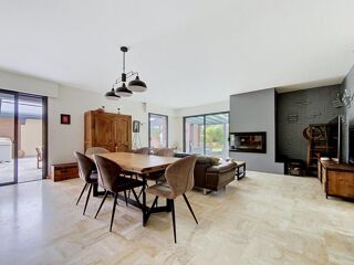  Villa à vendre 5 pièces 210 m²