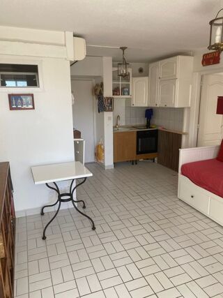  Appartement à louer 2 pièces 67 m²