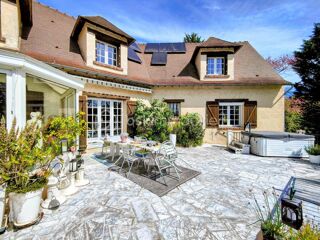  Maison � vendre 7 pi�ces 200 m�