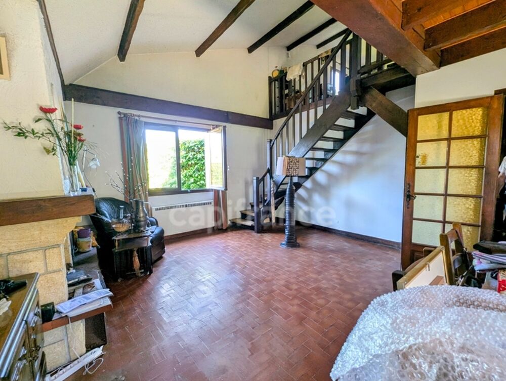 Maison à vendre 7 pièces LEOGNAN (33) - Garage - Piscine - 5 chambres - 2 SdB